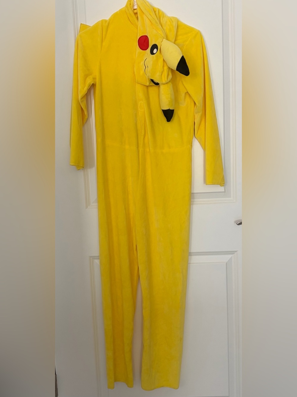 NWOT Pokemon Pikachu Hoodie Jumpsuit Cosplay Halloween Costume - Picture 2 of 6
